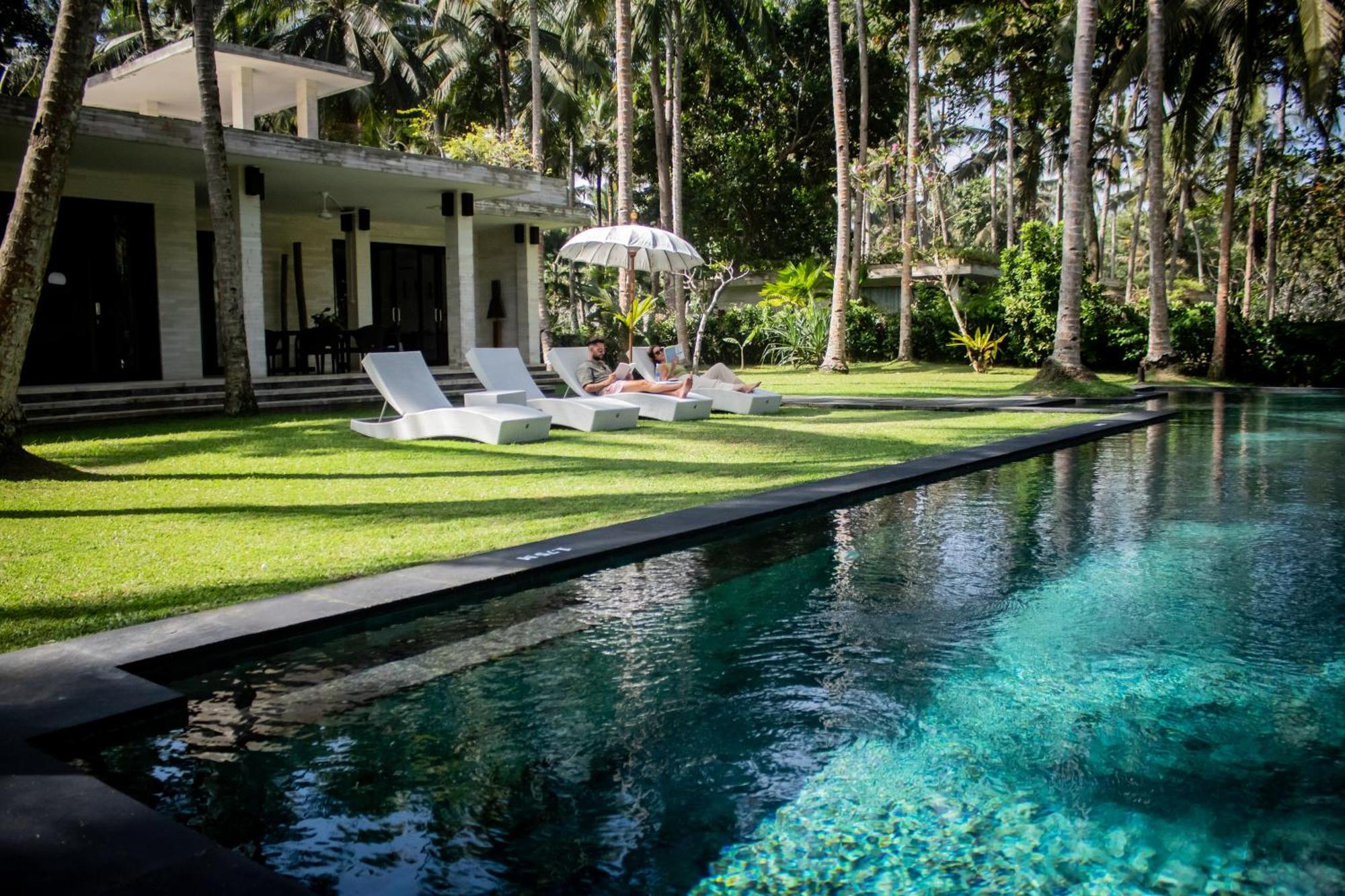 Kelapa Retreat & Spa Pulukan Ngoại thất bức ảnh